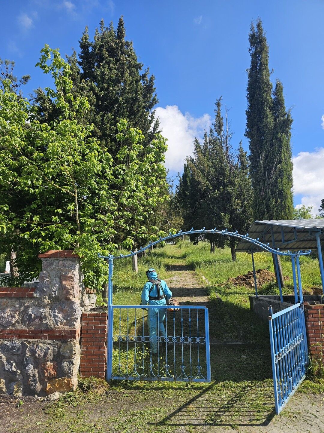 Bayram Hazırlığında Mezarlıklara Özel Bakım (6)