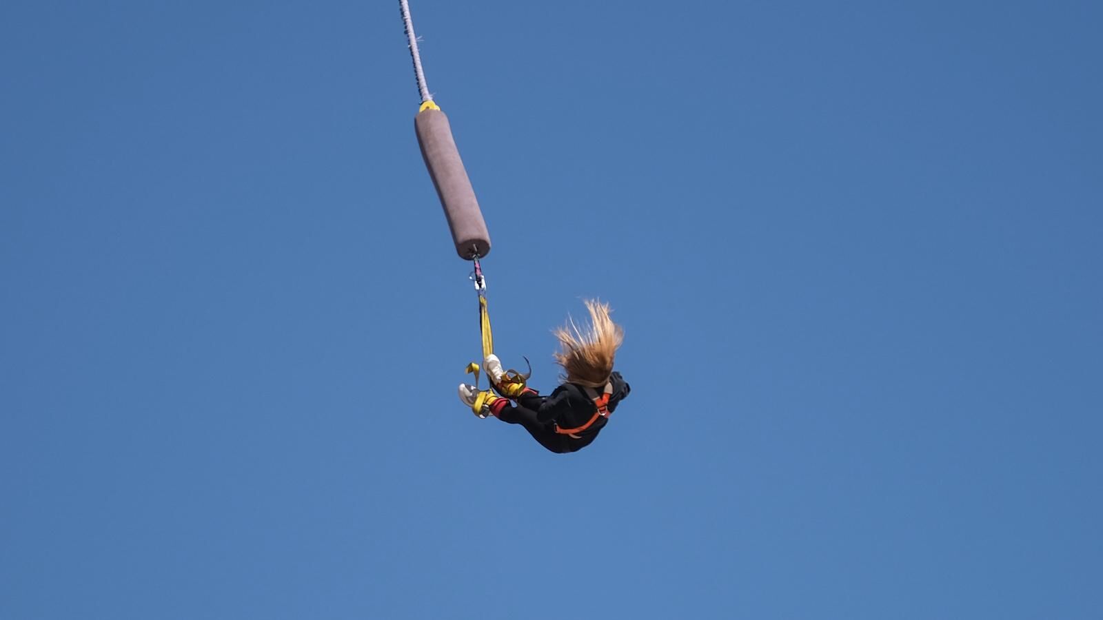 Bungee Jumping Ile Adrenalin Dolu Dakikalar (10)