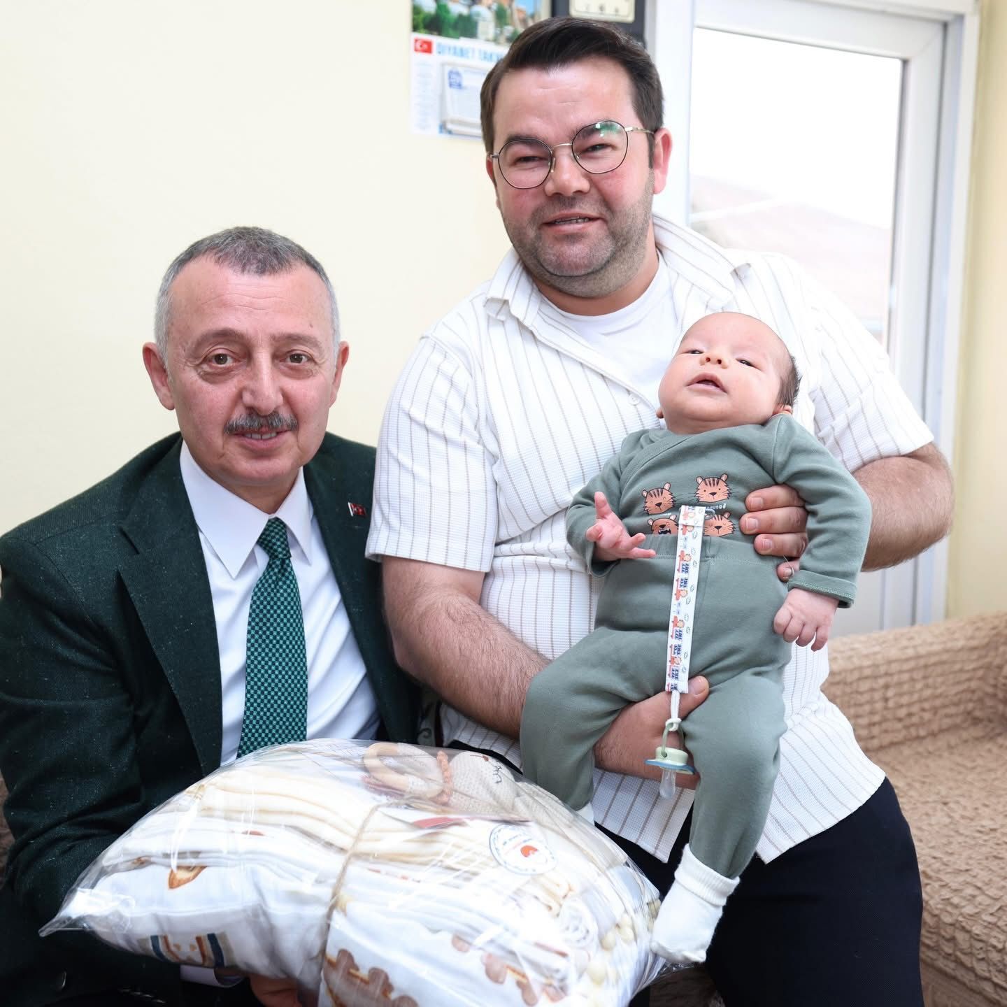 Büyükakın’dan Cavit Amca’yı Sevindiren Sürpriz (2)