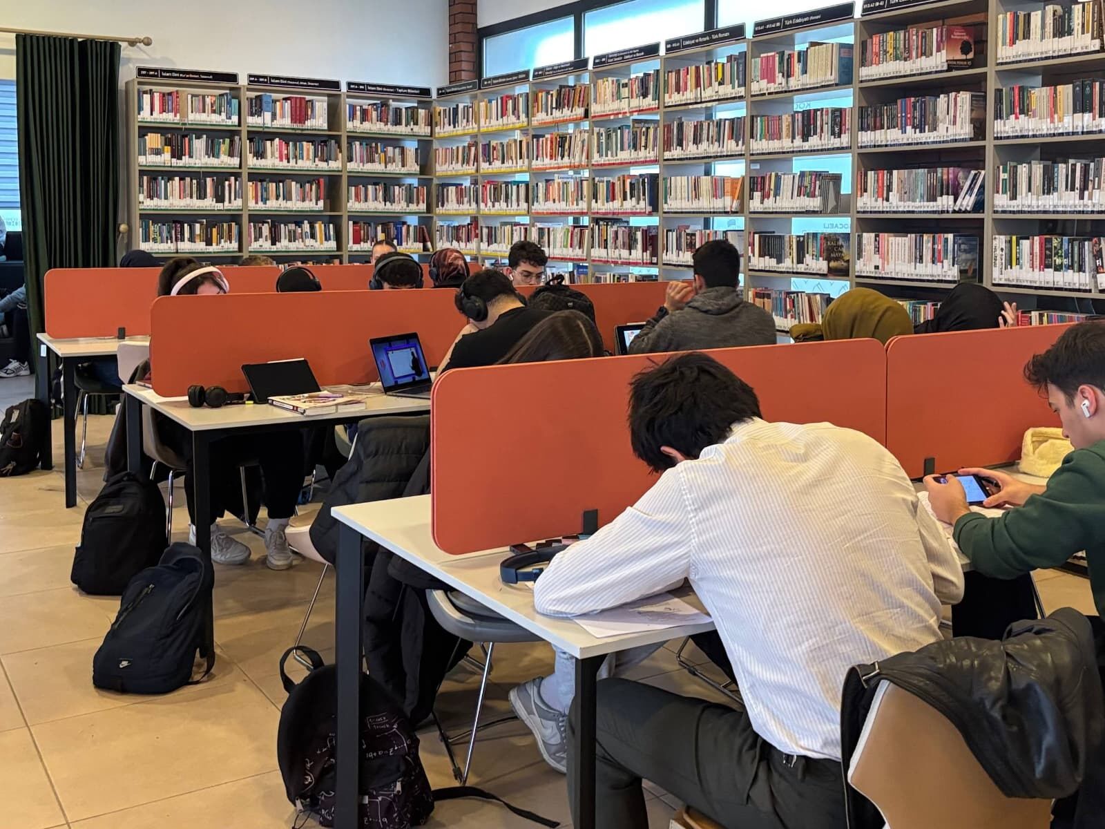 Büyükşehir'den Kütüphanelere Sınav Ayarı (1)