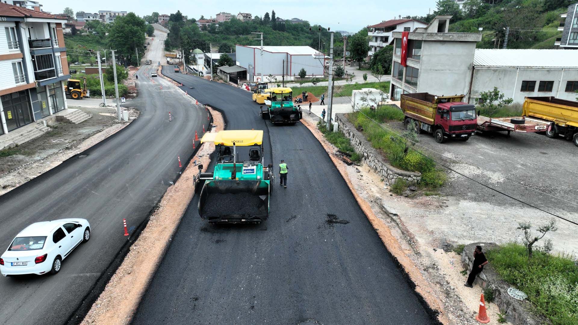 Büyükşehir'le Yollar Genişliyor, Trafik Rahatlıyor (8)