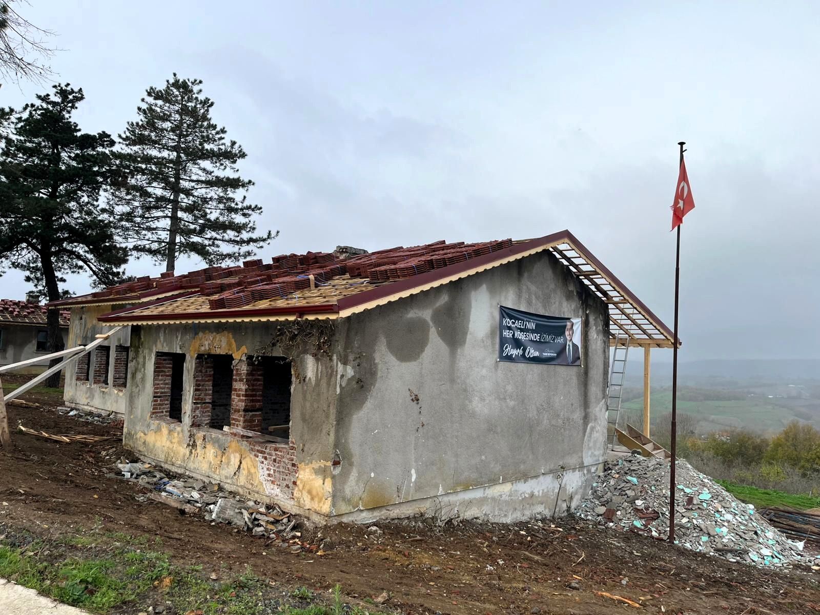 Eski Okul Binası Büyükşehir’le Geleceğe Kazandırılıyor (7)