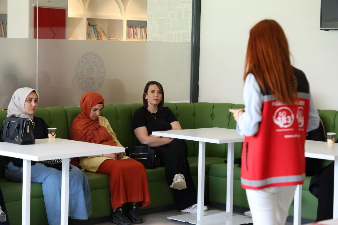 Kartepe’de Ebeveynlere Yönelik Bilinçli Dijitalleşme Eğitimi (5)