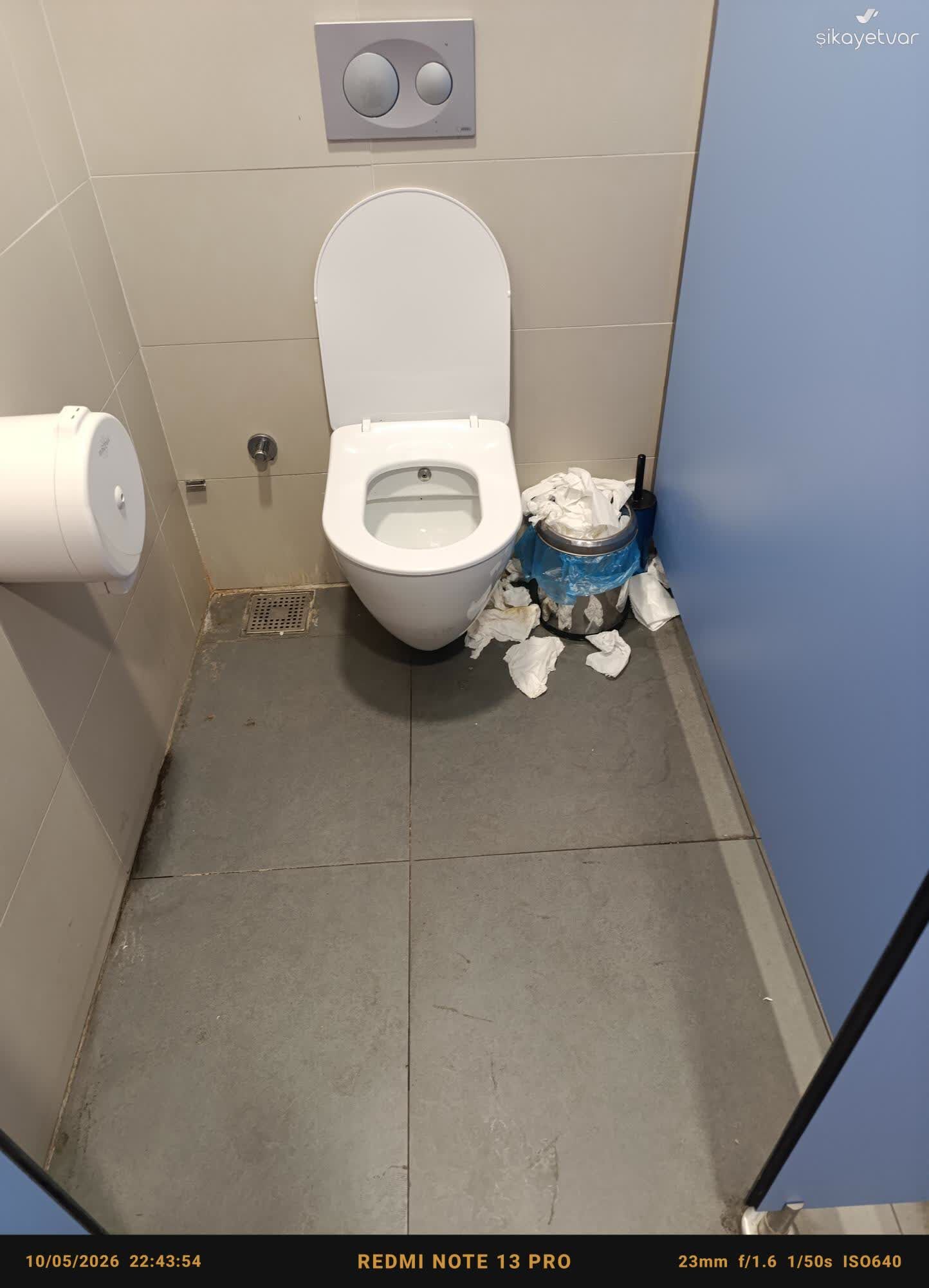 Kocaeli Sehir Hastanesinde Tahta Kurusu Ve Kirli Tuvaletler Hijyen Krizi 3