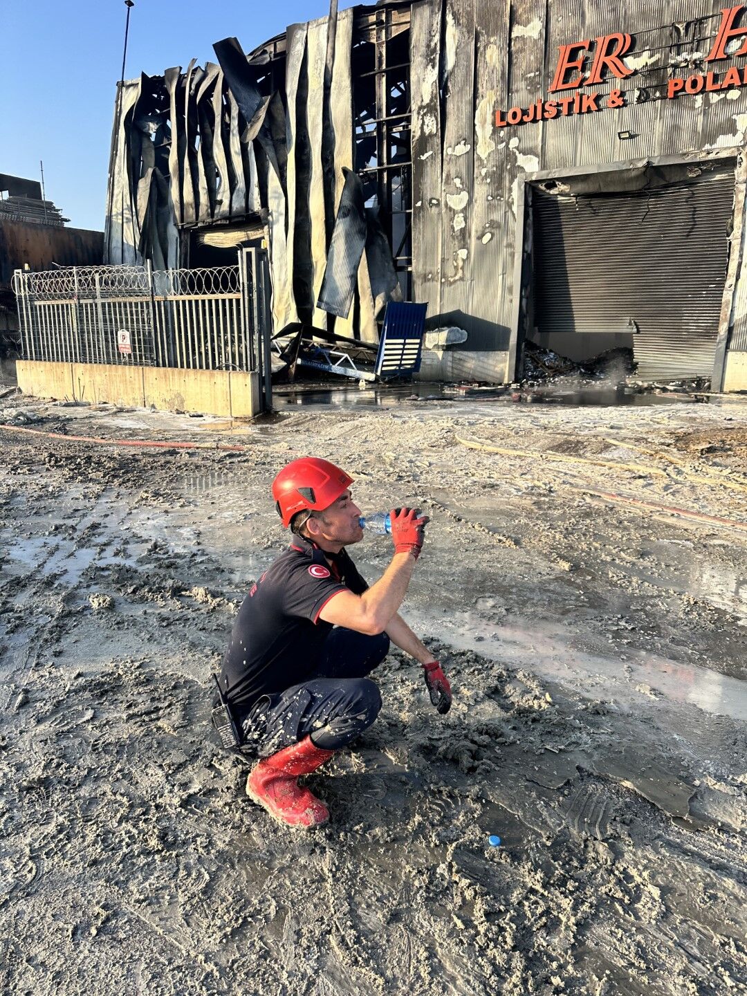 Acil Durumların Sessiz Kahramanları (1) (Büyük)