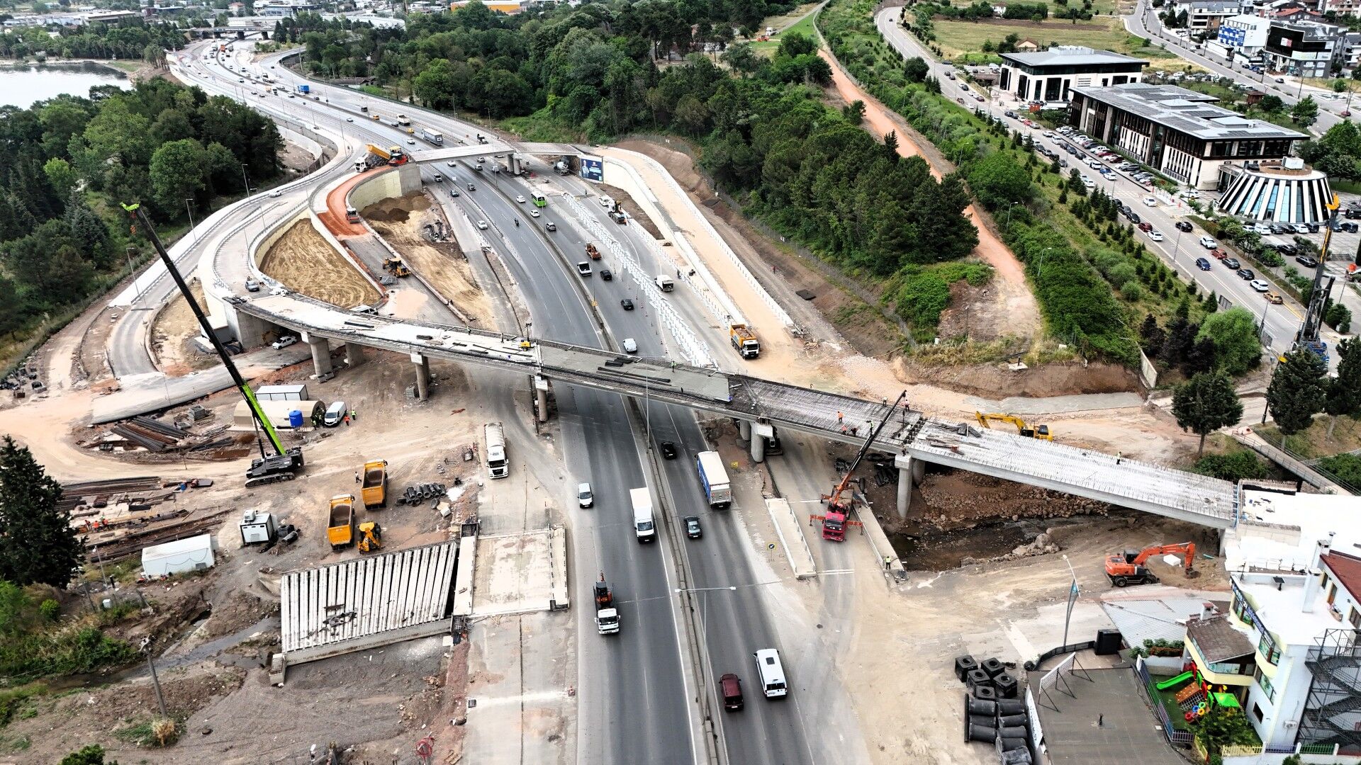 Başiskele Koridor Projesi’nde 9 Köprünün Montajı Bitti (4)