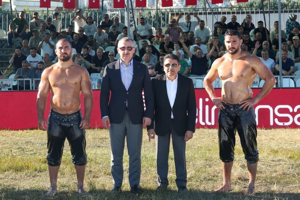 Başpehlivan Feyzullah Aktürk Oldu (3)
