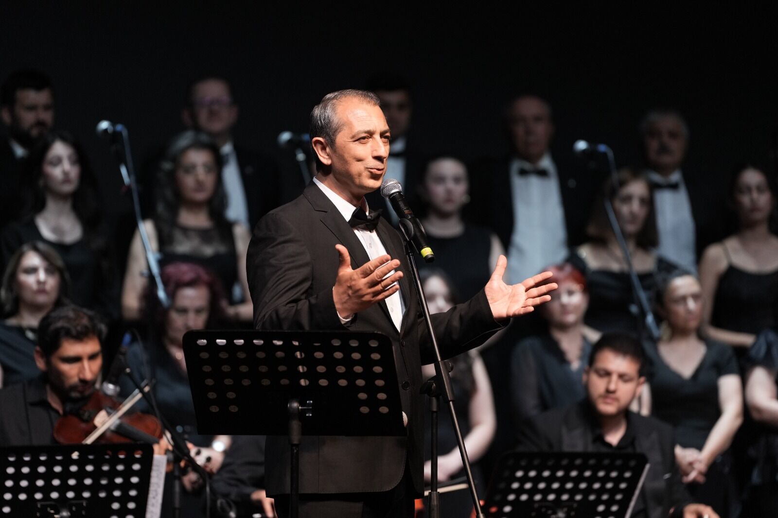 Büyükşehir Tsm Korosu Yazı Şarkılarla Karşıladı (5)