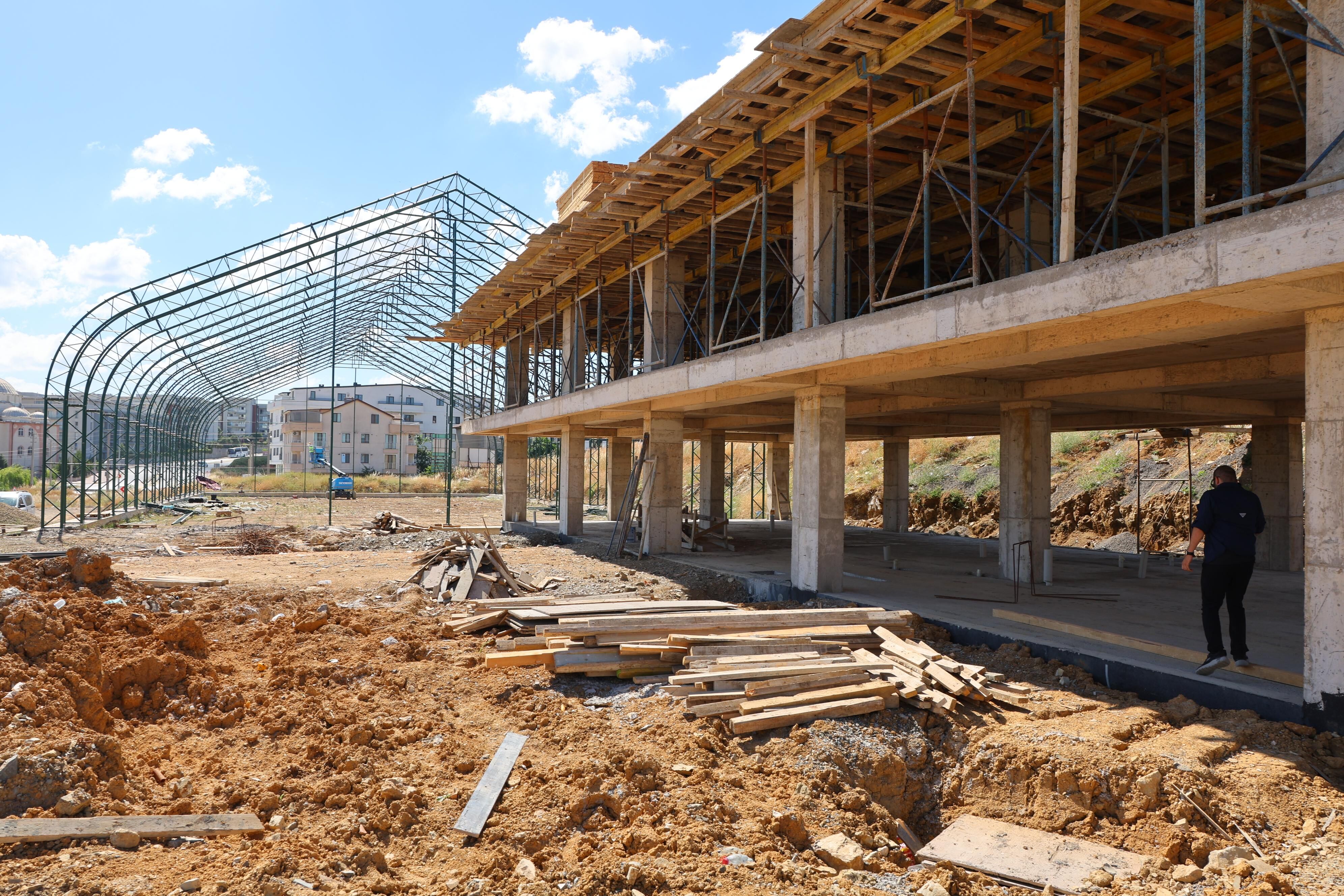 Darıca’nın Yeni Spor Kompleksi Yükseliyor (4)