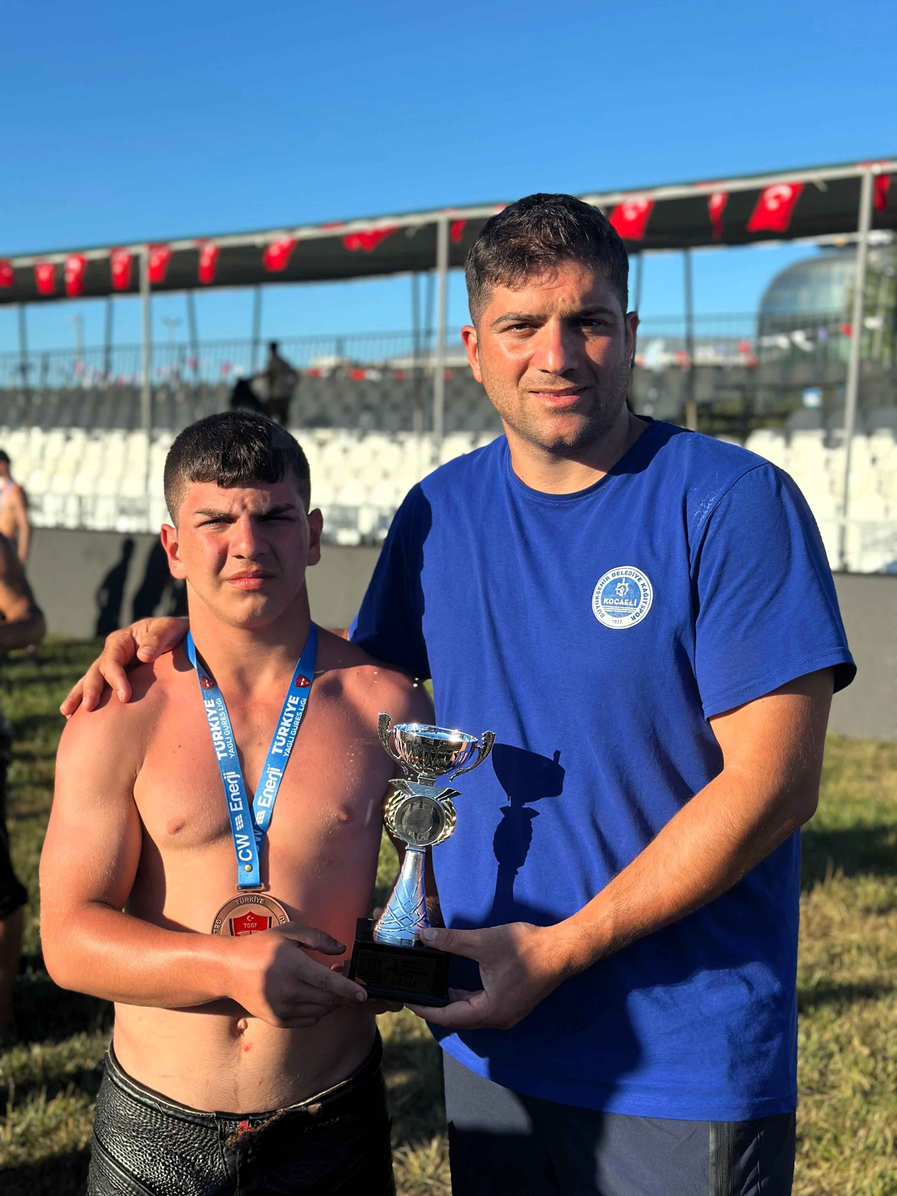 Kağıtspor’dan Yeni Başarı Hikâyeleri (2)