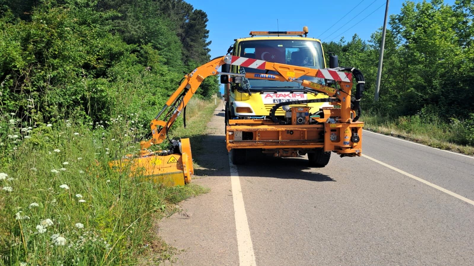 Kandıra’da Yollar Yaz Sezonuna Hazırlanıyor (7)