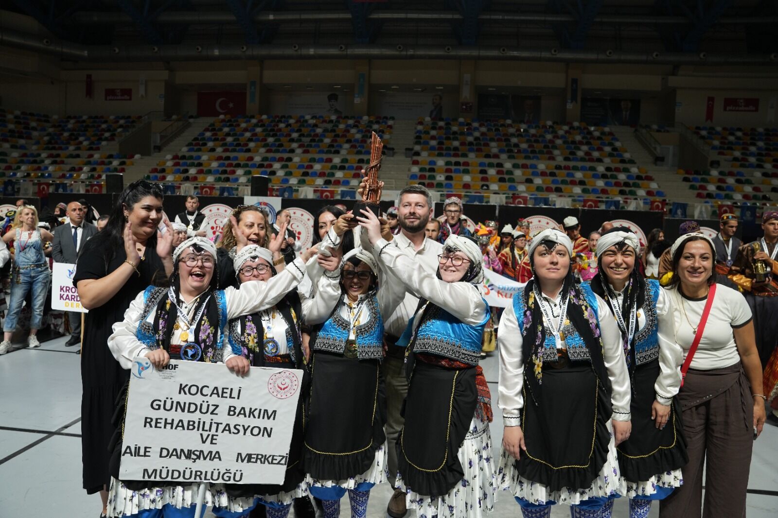 Kocaeli Büyükşehir Yine Örnek Bir Ev Sahipliğini Üstlendi (7)
