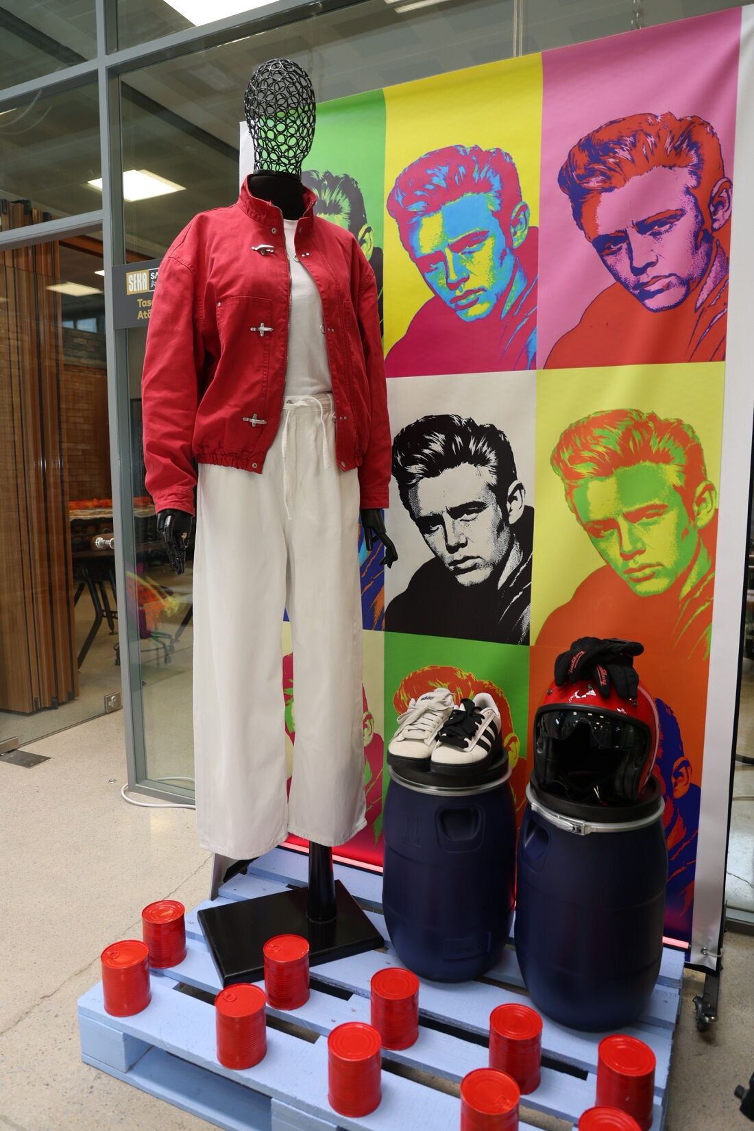 Moda Akademisi’nde Görsel Tasarımlar Vitrine Çıktı (3)