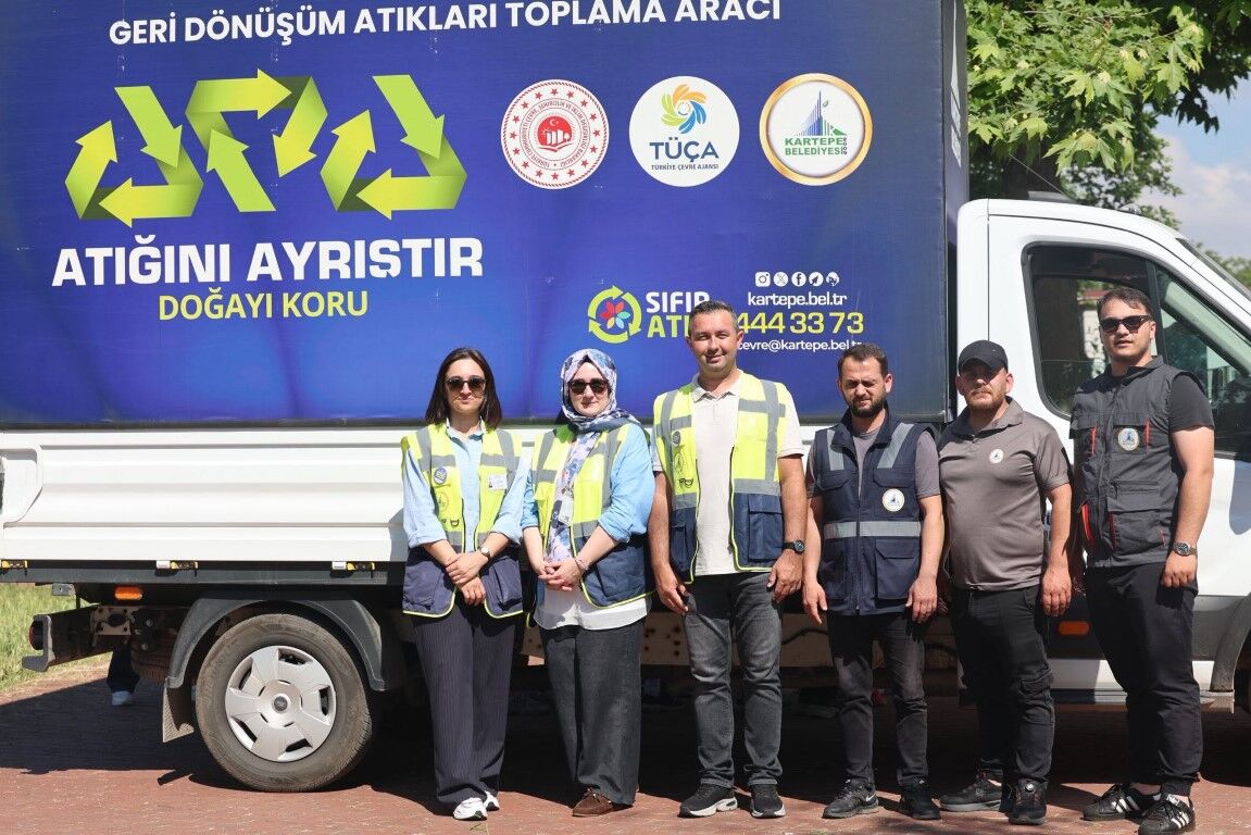Öğrencilerinden Mıntıka Temizliği (9)
