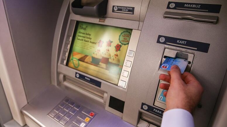 Atm Para Cekmejpg 0Oi B6D N Eq45Kg5D2 Yxkg
