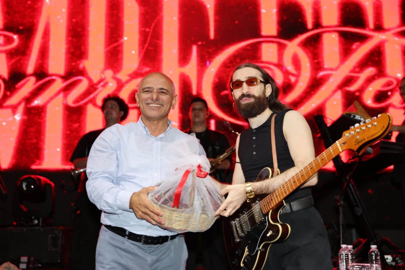 Başkan Hedi̇ye