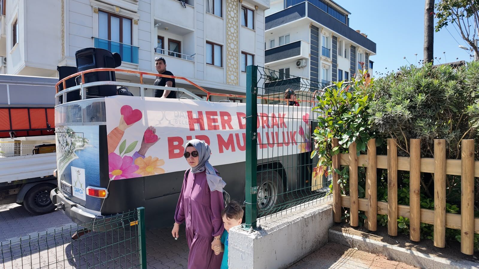‘Bir Durak Bir Mutluluk’ Otobüsü Darıcalı Çocukların Yüzünü Güldürdü (7)