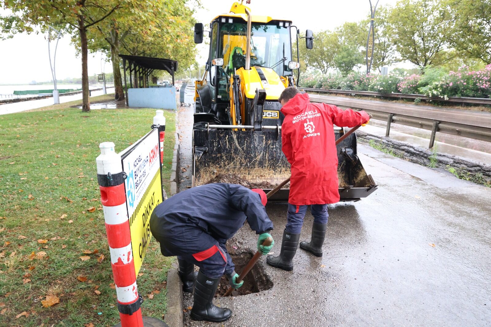 Büyükşehir Tüm Gücüyle Sahada (6)