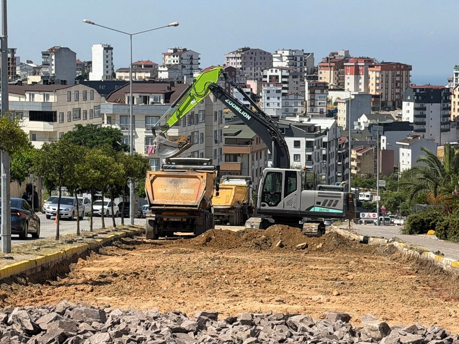 Çayırova Bahriye Üçok Caddesi (2)