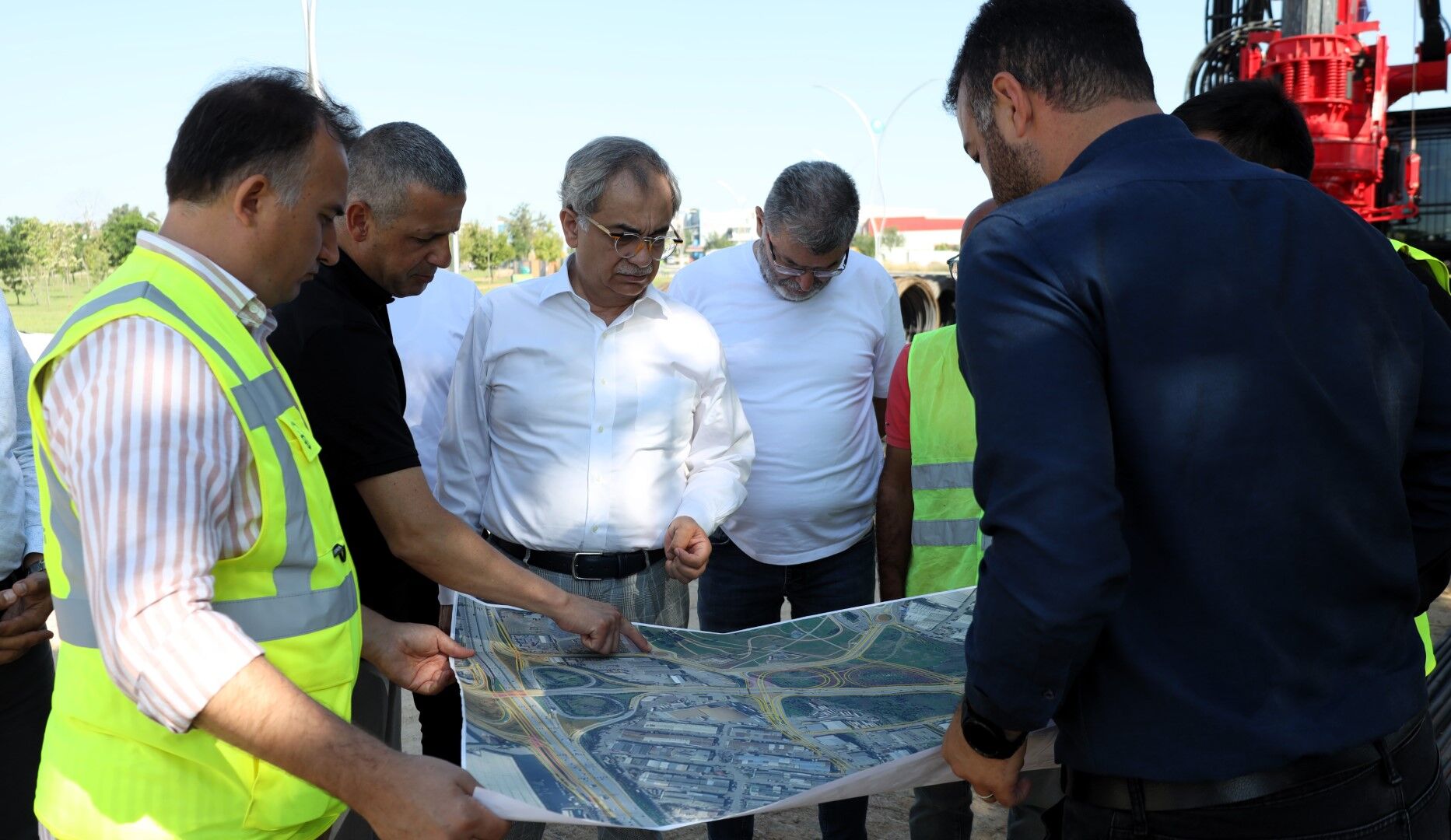 Hayri Baraçlı, Gebze’deki Stratejik Projeleri Yerinde Inceledi (3)
