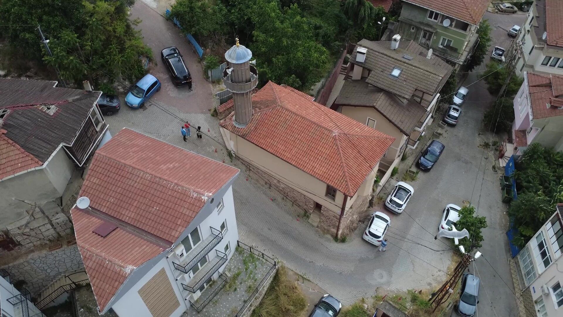 Izmit Tarihi Gezi Frame At 10M47S