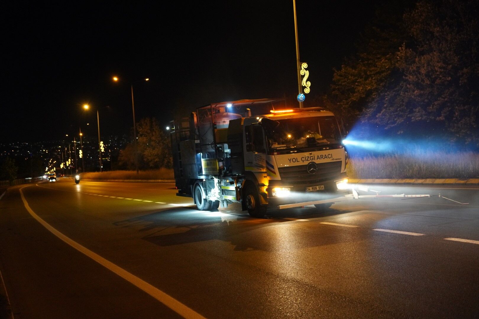 İzmit’te 9 Bin Metrekarelik Yol Çizgisi Tamam (1)