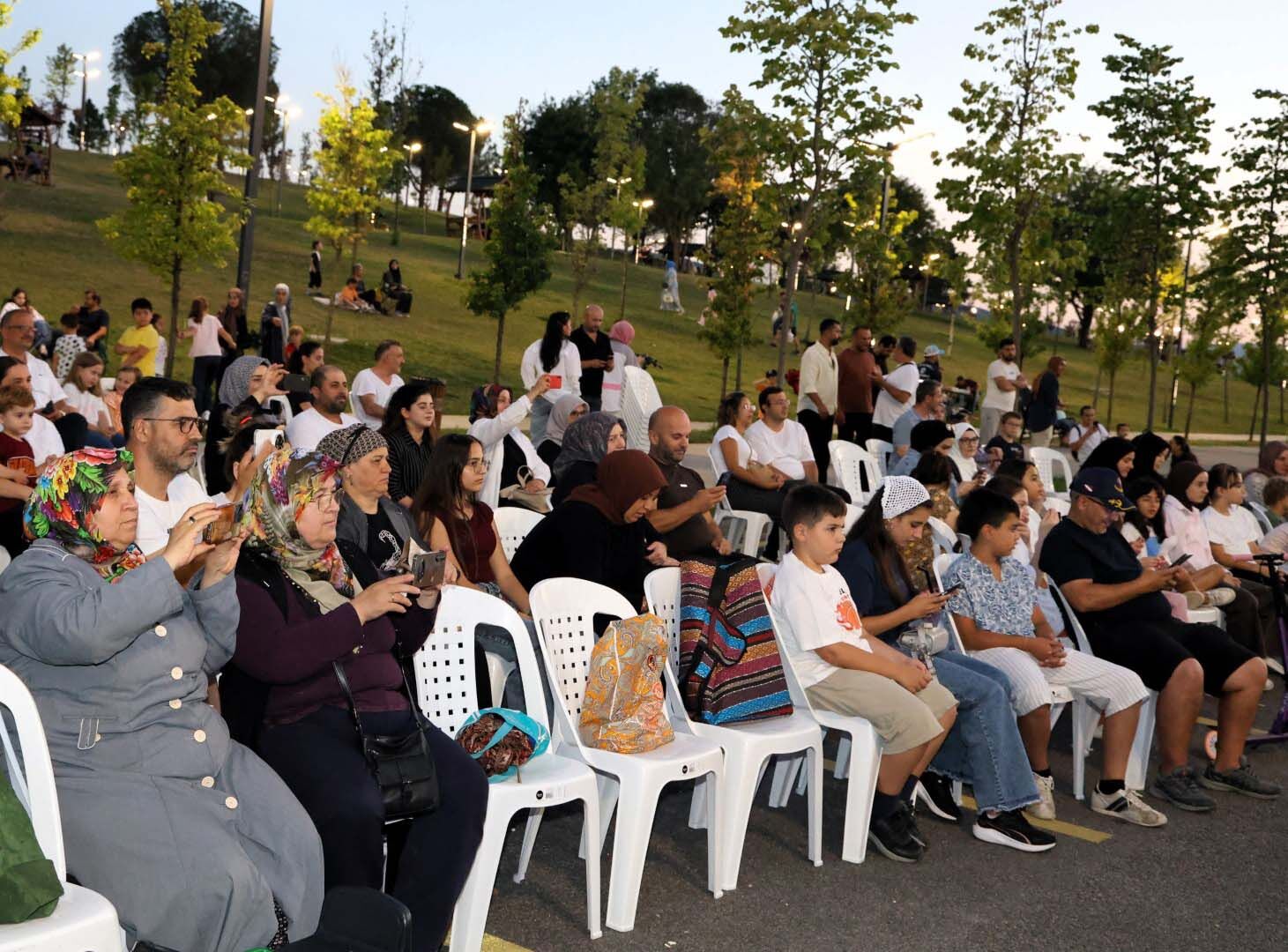 Seymen Millet Bahçesi’nde Ezgilerle Dolu Yaz Akşamı (19)