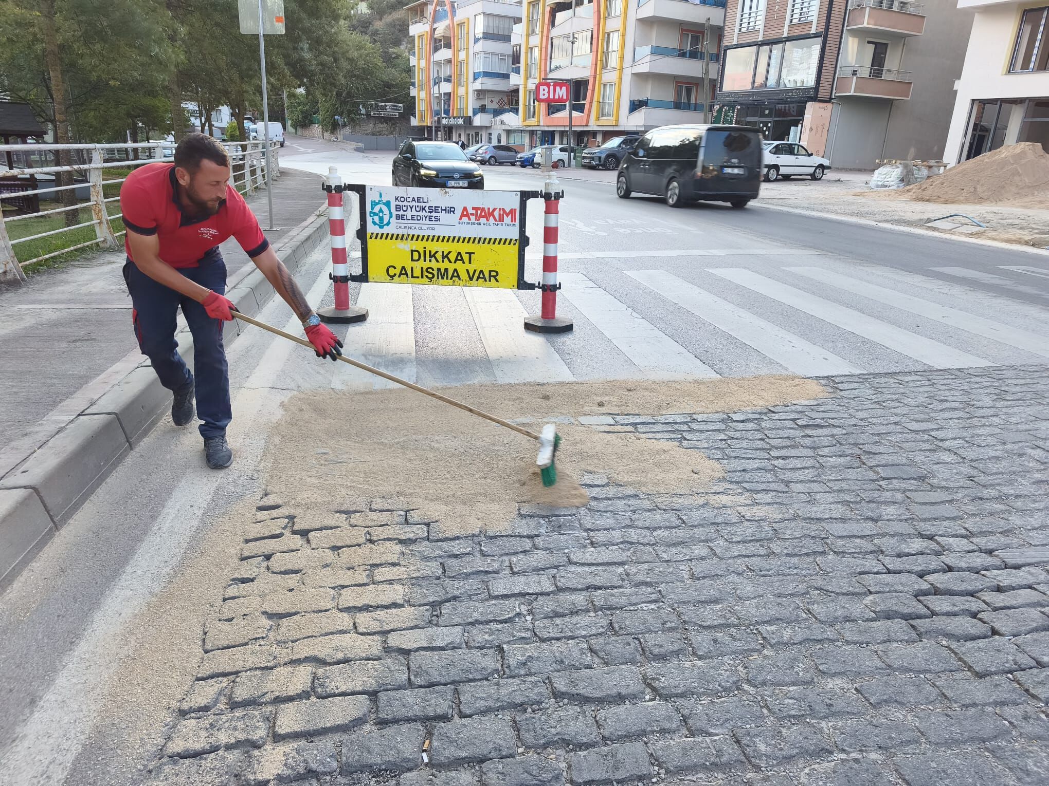 Büyükşehir’den İzmit’e Kesintisiz Hizmet (8)
