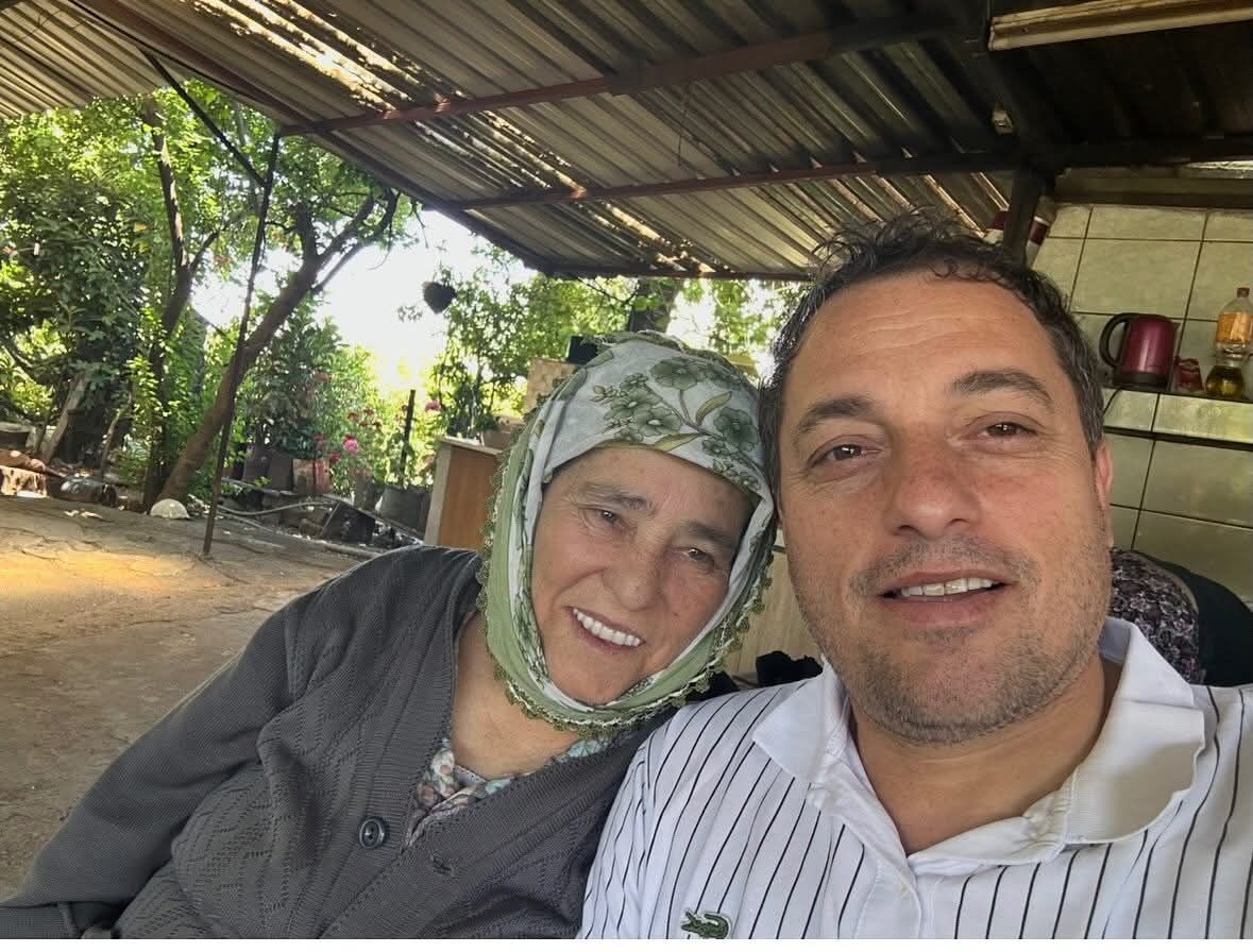 Şenol Çiçekin Annesi Hayatını Kaybetti