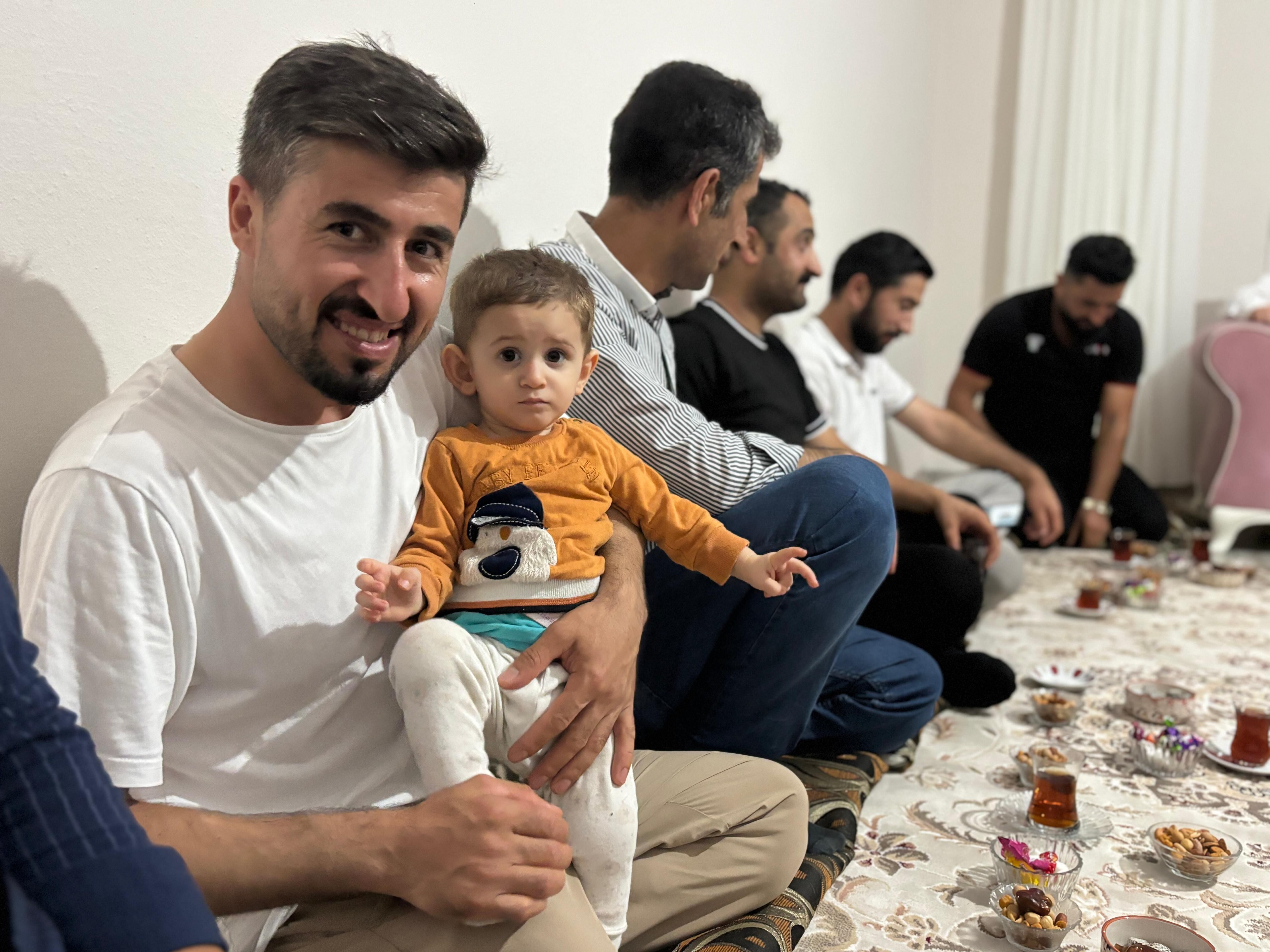 Dilovası’nda Örnek Dayanışma: Yangın Mağduru Aile Yuvasına Kavuştu-1