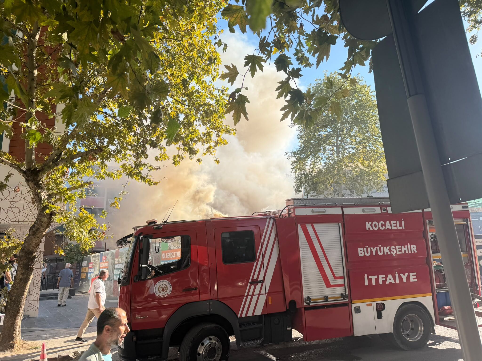 GEBZE TARİHİ MENZİLHANE HAMAMINDA YANGIN ÇIKTI-2