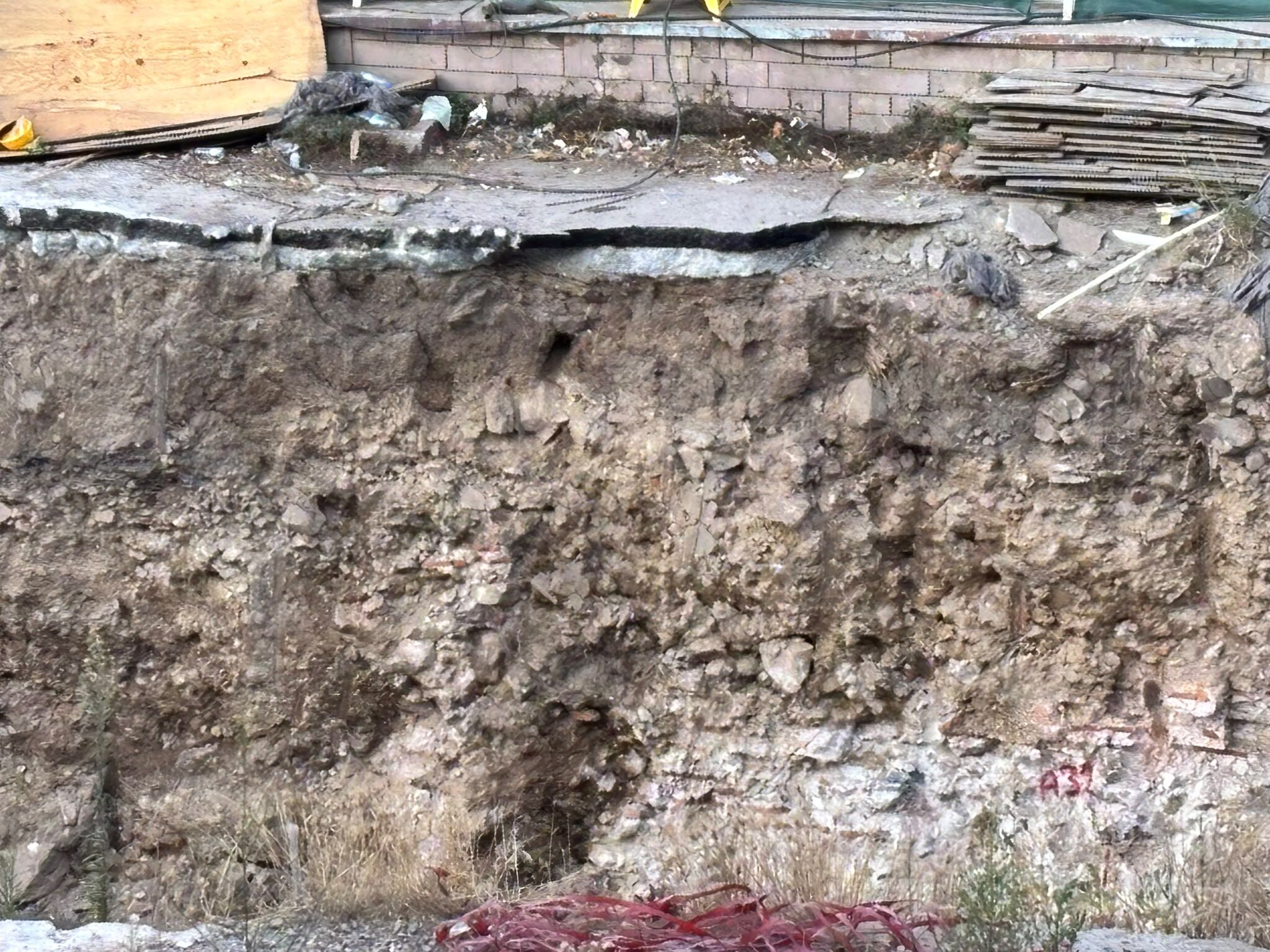 İzmit Hızırreis İlkokulu İnşaatında Tarihi Kemer Sürprizi!-2