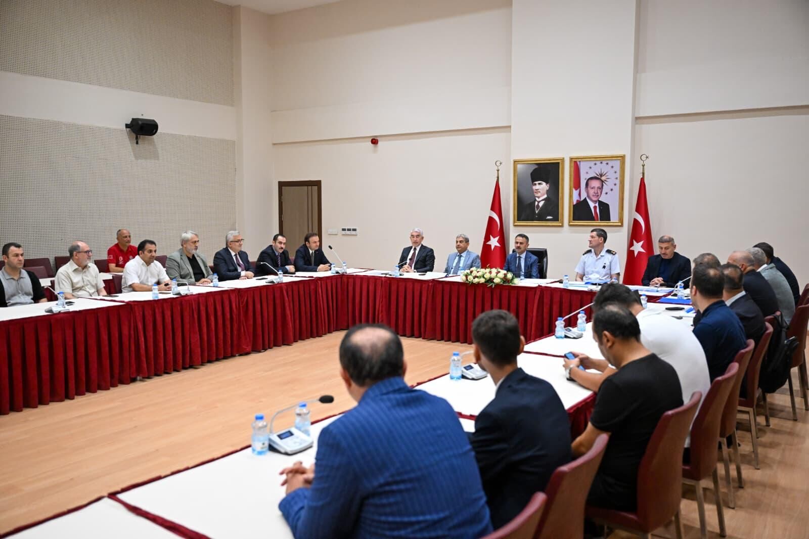 Kocaeli’de Milli Müsabaka Heyecanı: İl Spor Güvenlik Kurulu Toplandı-1