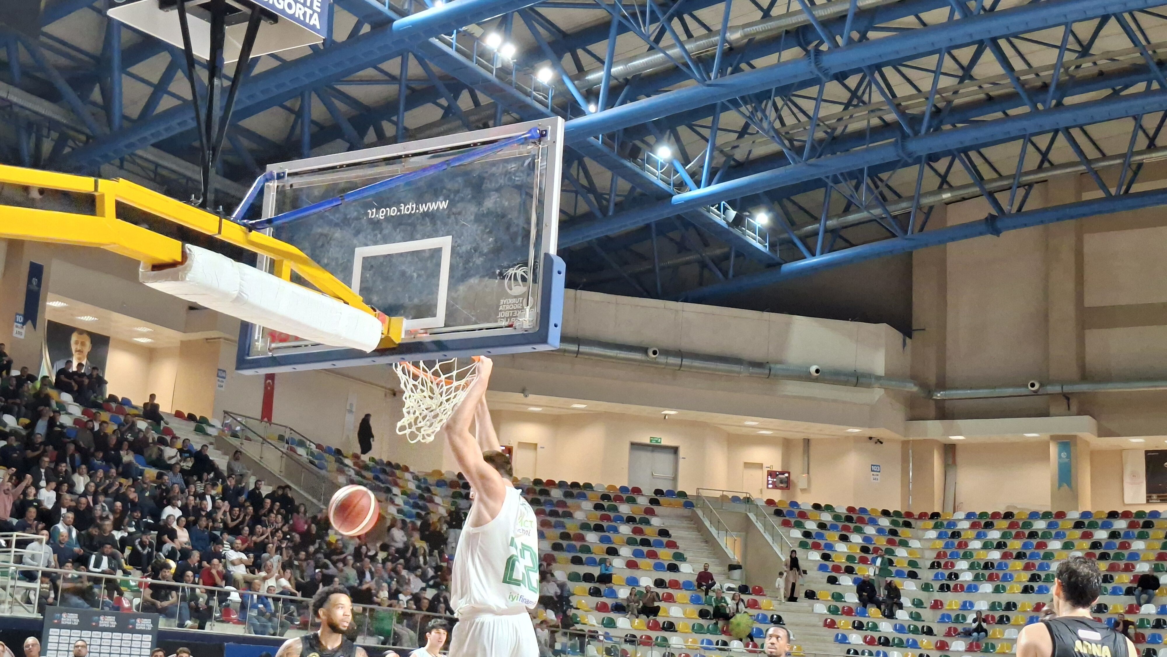 Biotekno Körfez Basket, Erokspor karşısında ilk yarıyı önde tamamladı!-2
