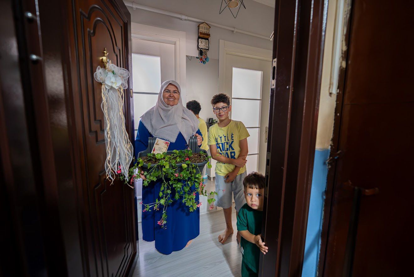 Balkonlar Çiçek Açıyor, Komşuluk Güzelleşiyor (7)