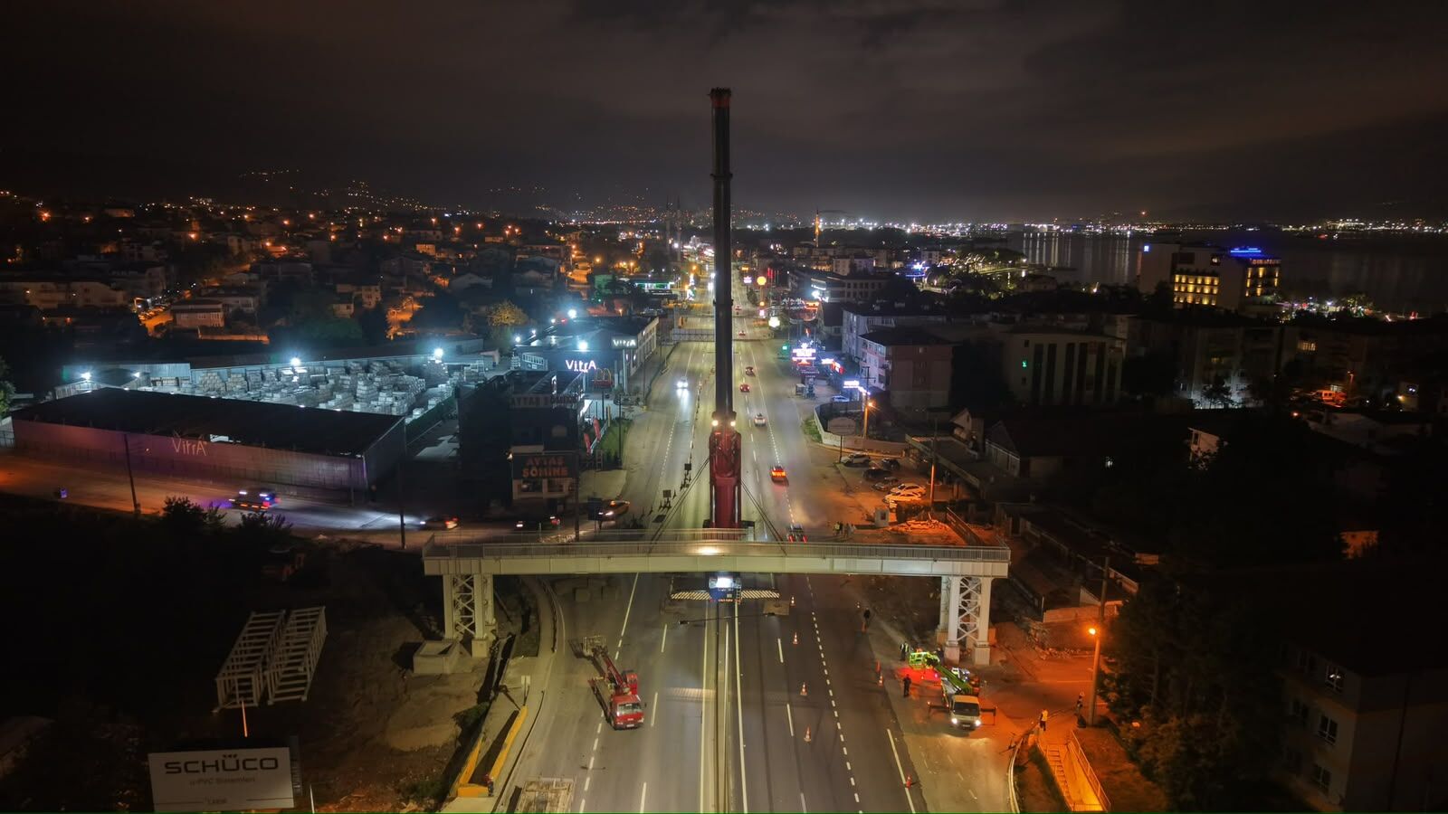 Başiskele Kavşağı’nda Gece Operasyonu (2)