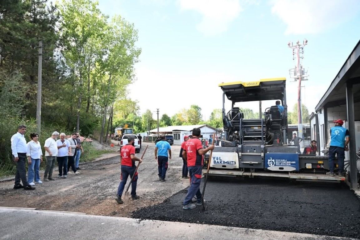 Başkan Kocaman Asfalt Çalışmalarını Yerinde İnceledi (2)
