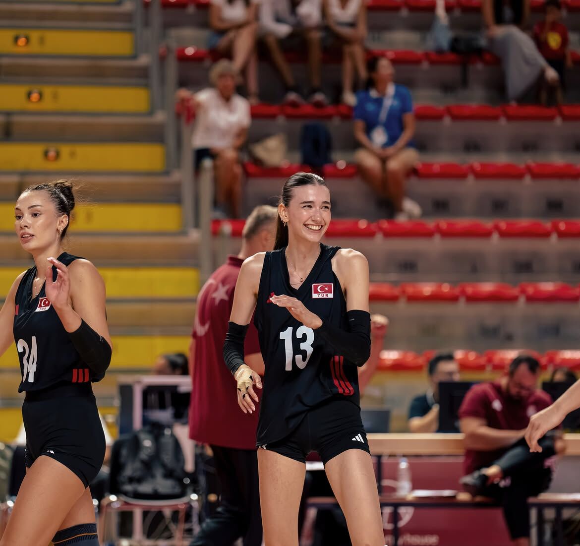 FİLENİN SULTANLARI’NIN GENÇ YILDIZI DİLAY ÖZDEMİR RED BULL İLE ANLAŞTI-1