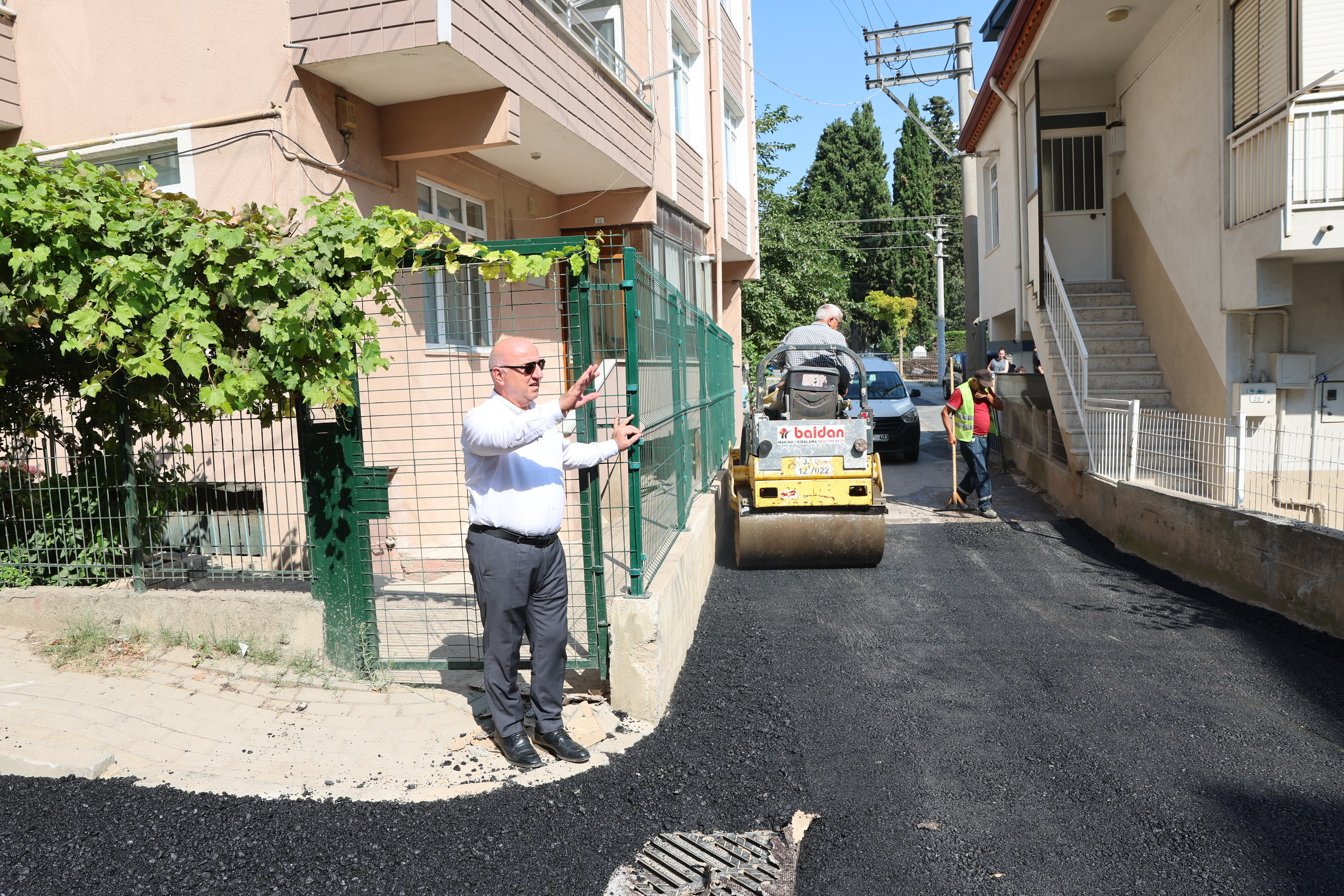 Darıca’da Asfalt Mesaisi Hız Kesmeden Sürüyor (2)