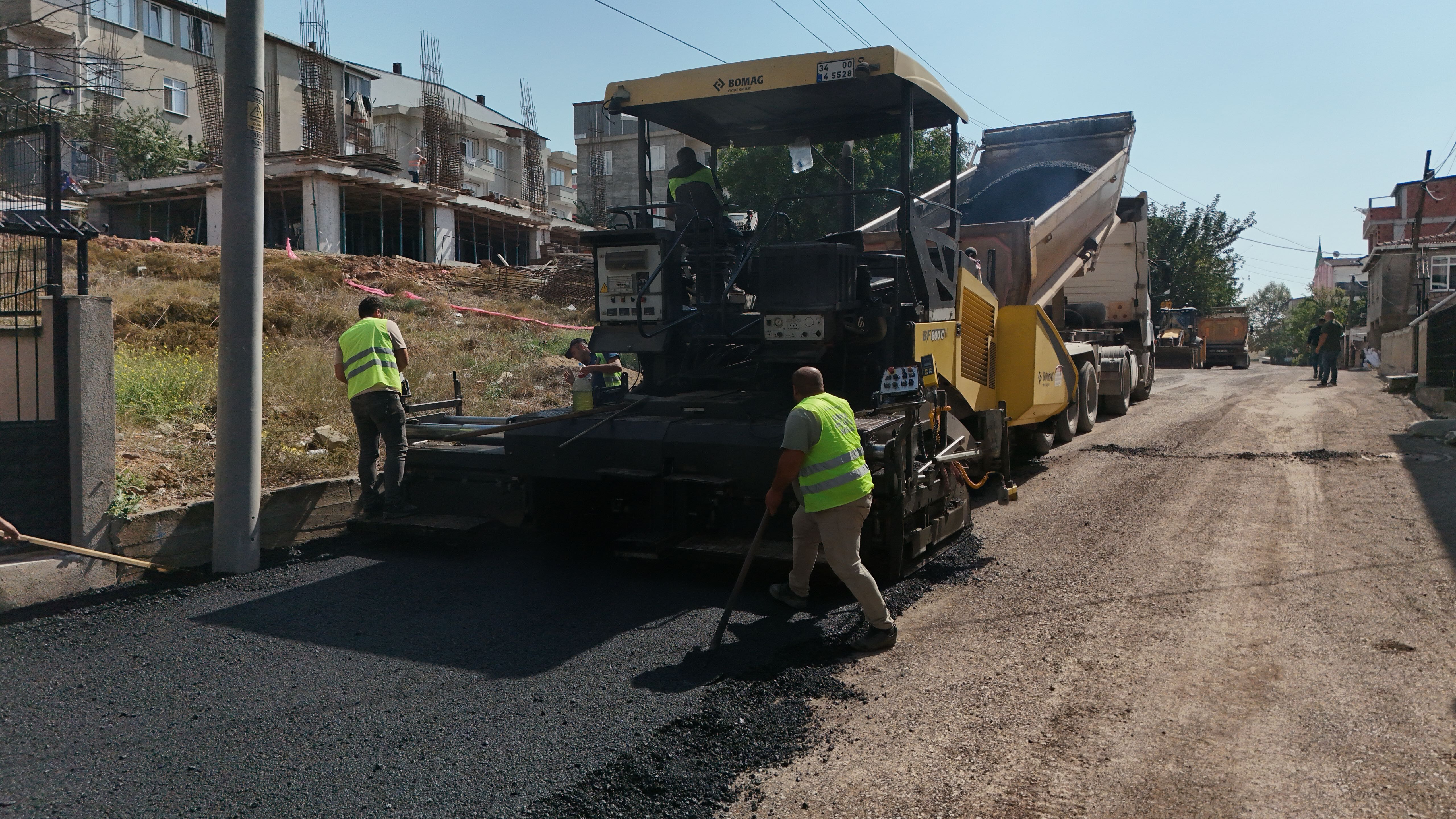 Darıca’da Kış Öncesi Asfalt Çalışmaları Hızlandı (4)