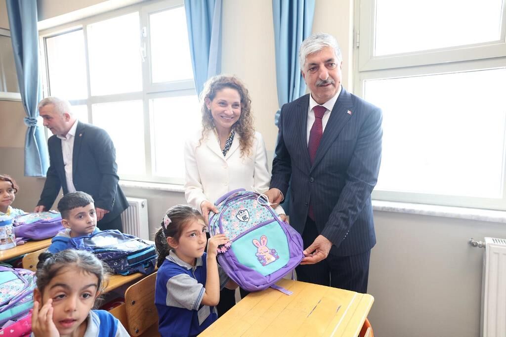 Dilovası'nda Eğitime Güçlü Destek (2)