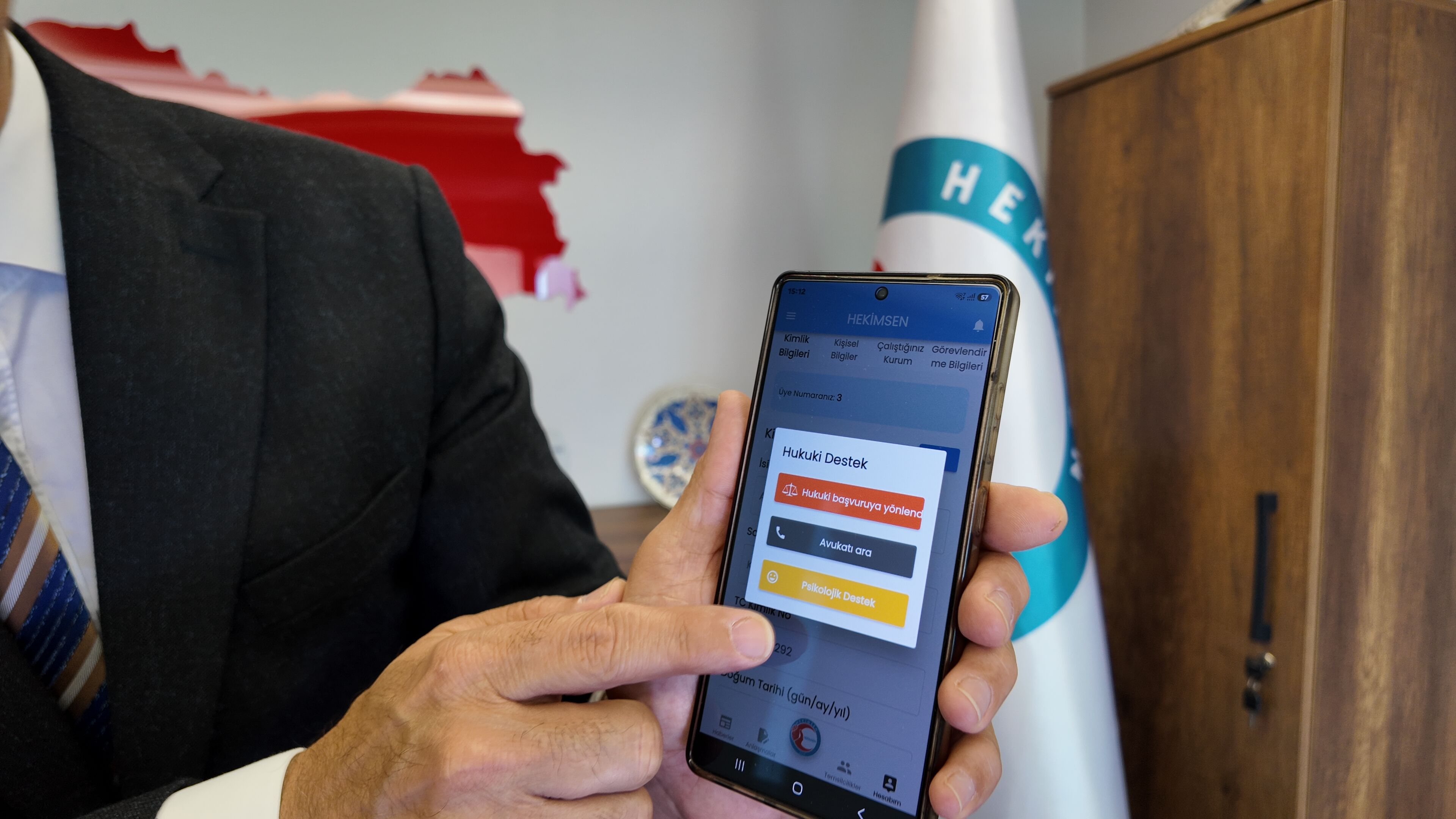 Hekimsen Sandığa Gidiyor