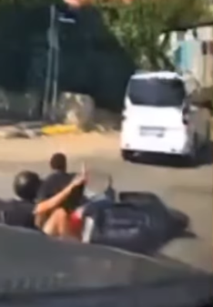 motor sürücüleri devrildi