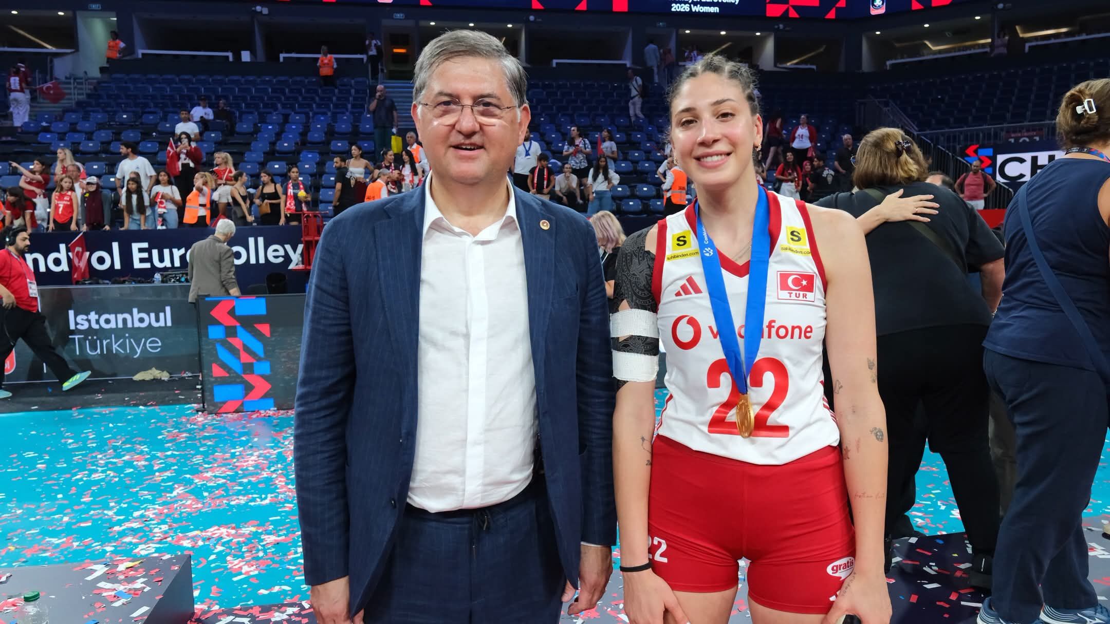 Filenin Sultanlarını Hangi Kocaeli Vekili Yalnız Bırakmadı?-1