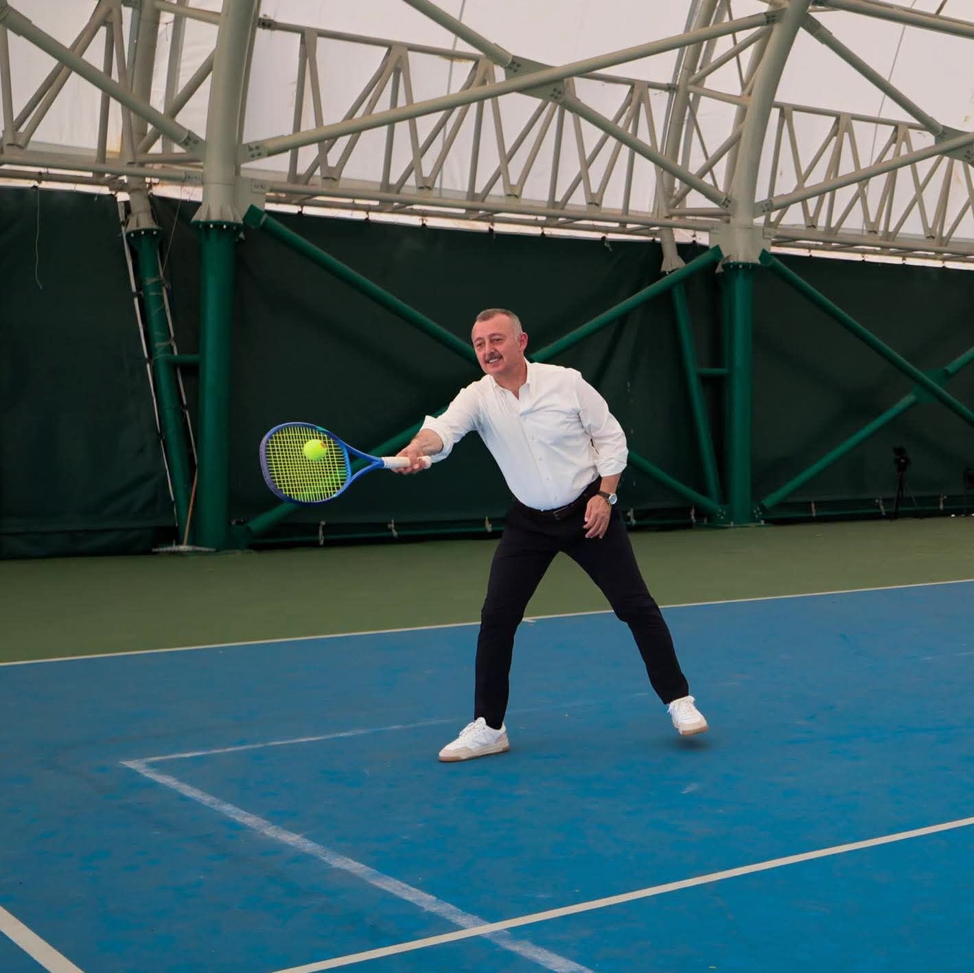 Tahir Büyükakın Tenis Oynadı: İşte O Anlar-1