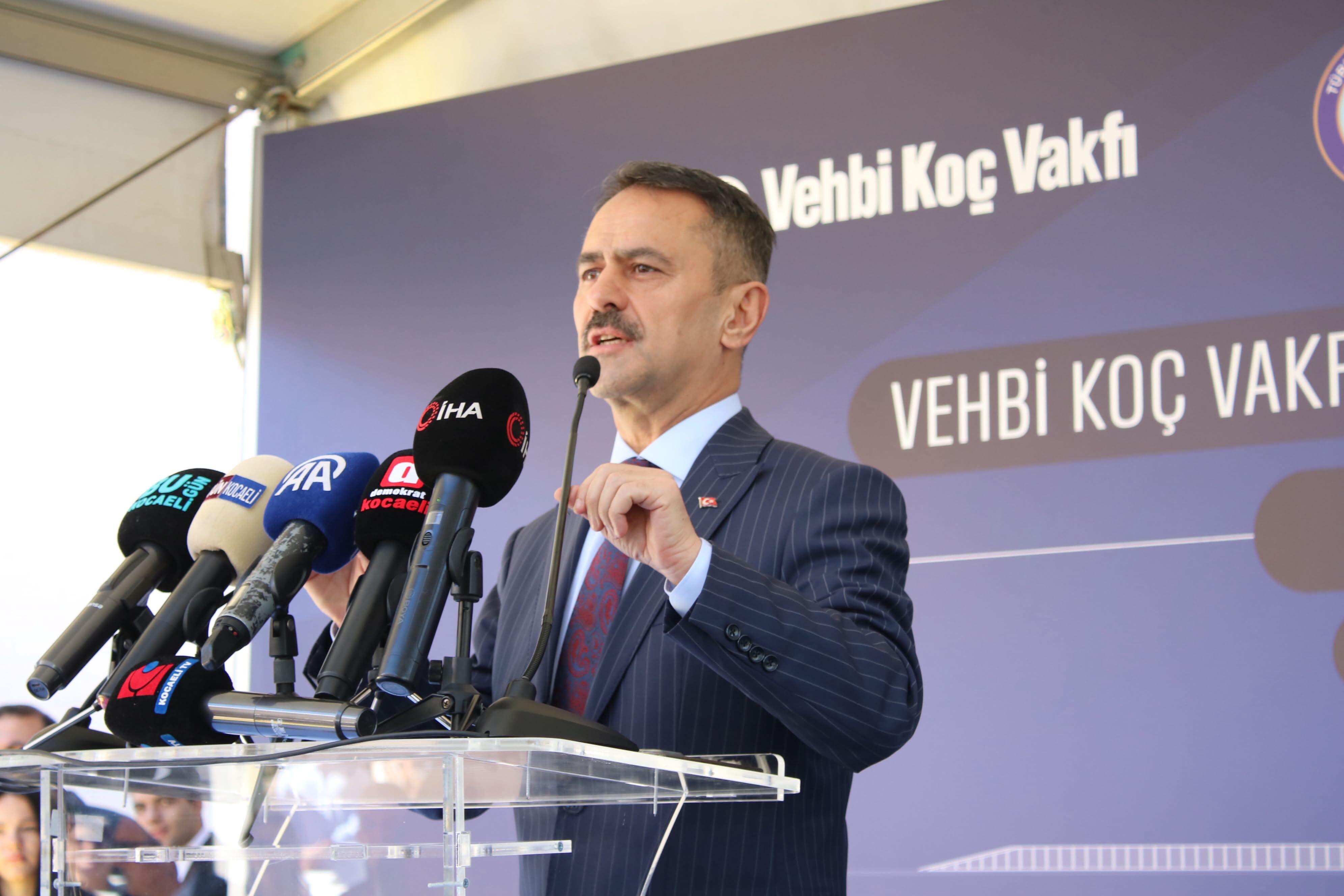 Gölcük’te Vehbi Koç Vakfı’ndan 35 derslikli yeni okul-7