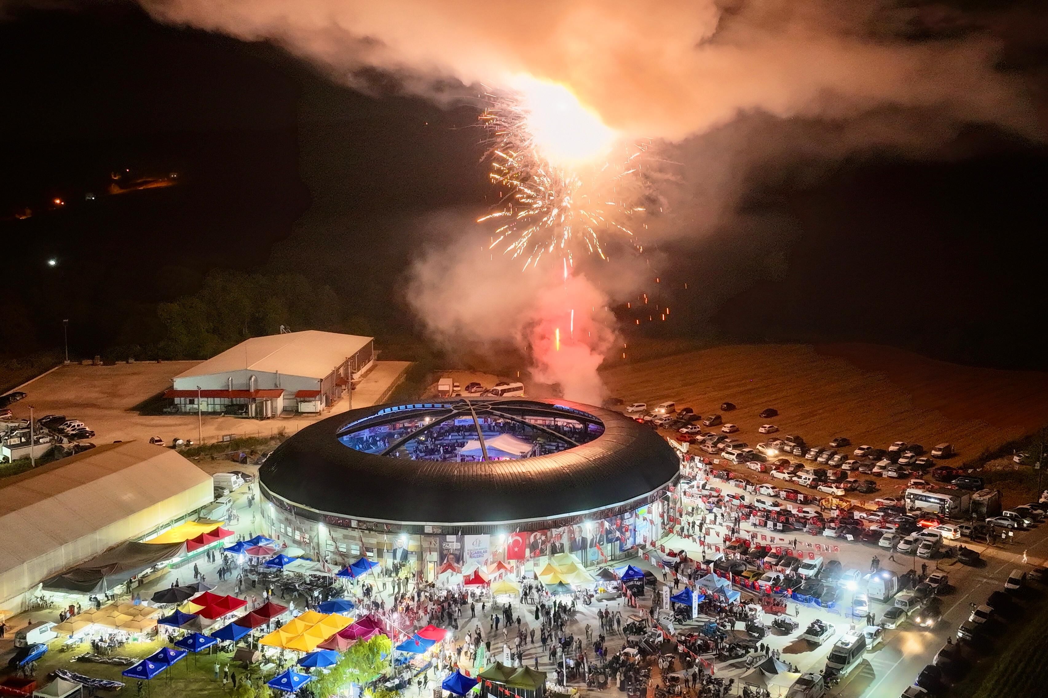 Derince’de Taşköprü Festivali Ayşe Dinçer’le Coştu-2