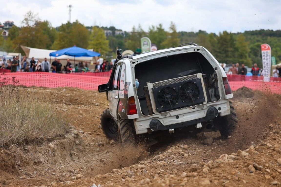 Kartepe’de Off Road Tutkusu Zirve Yaptı (10)