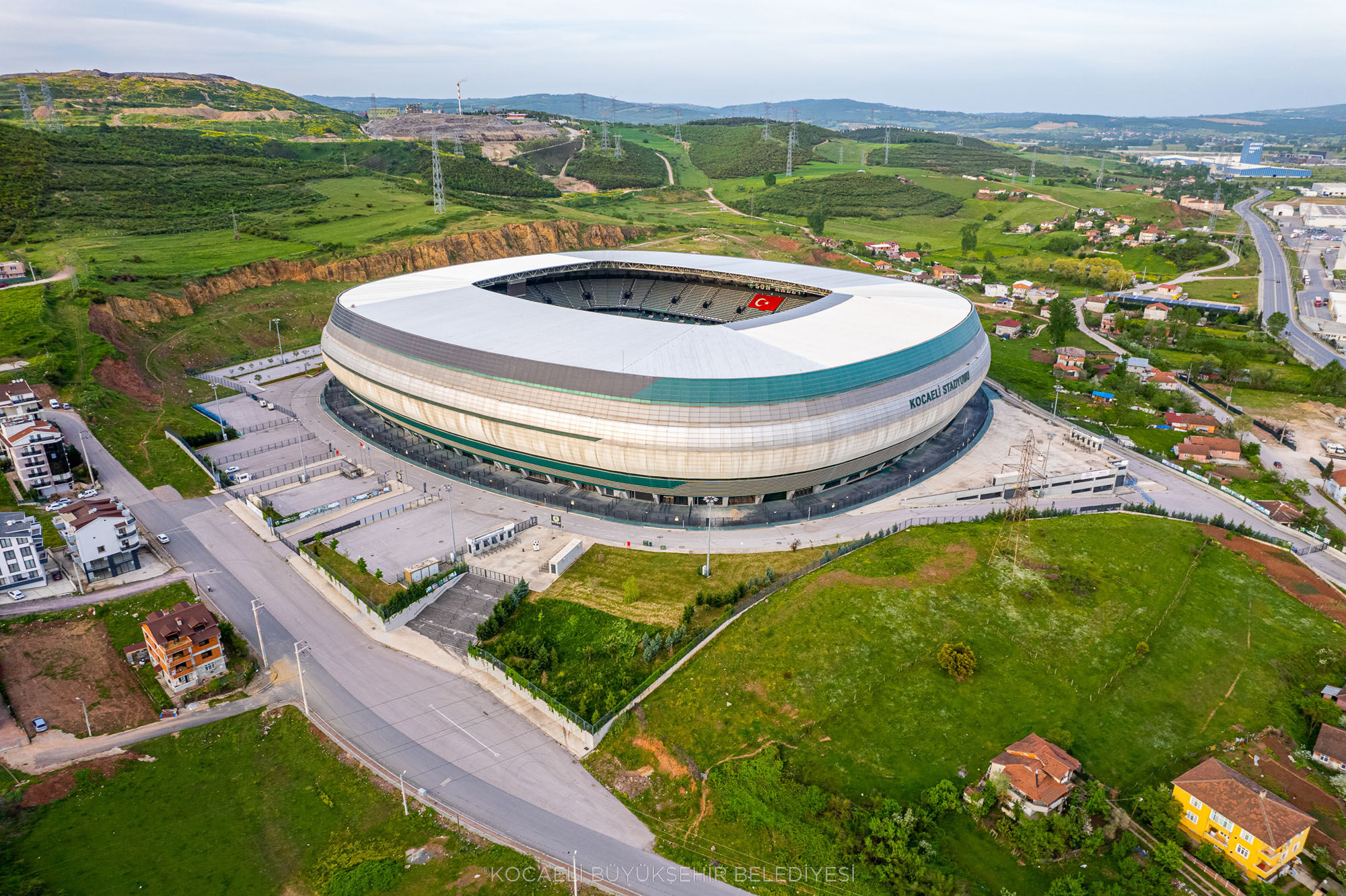 İngilizler Kocaeli Stadyumu’nu Avrupa’da ziyaret edilecek 10 stat arasına aldı-4