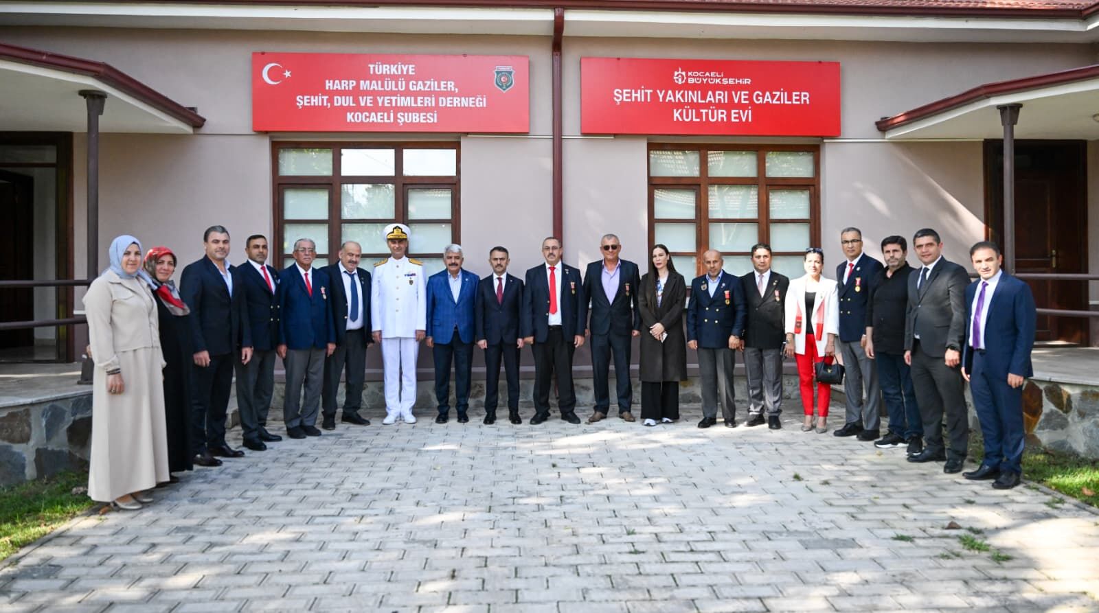 VALİ AKTAŞ VE MİLLETVEKİLİ HÜLAGÜ’DEN GAZİLER DERNEĞİNE ANLAMLI ZİYARET-1